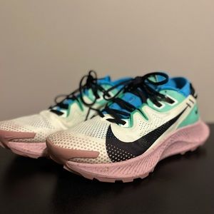 Nike Pegasus Trail 2 (Barely Volt Poison Green) - Size 9